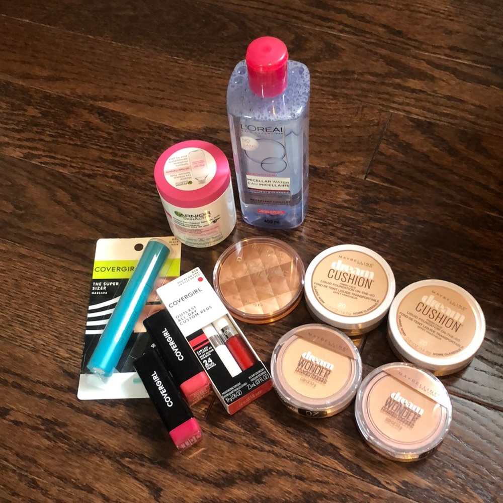 Lot of Brand New Makeup & Makeup remover